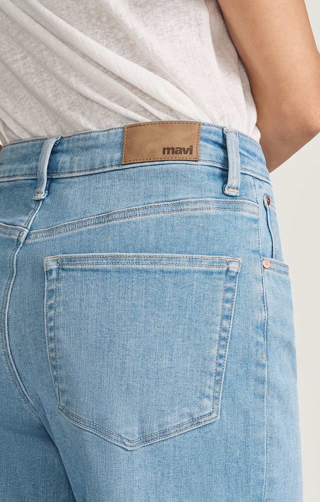 PALOMA CROPPED WIDE LEG IN LIGHT BRUSHED FLEX BLUE - Mavi Jeans