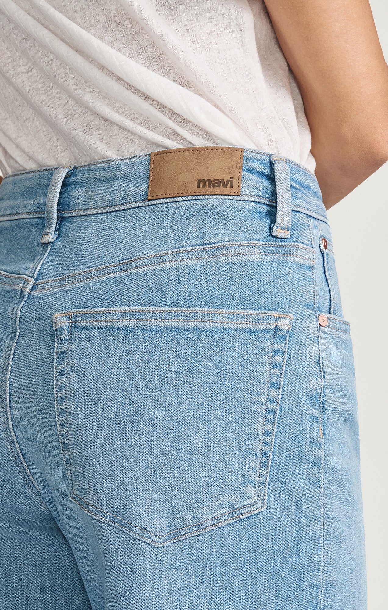 PALOMA CROPPED WIDE LEG IN LIGHT BRUSHED FLEX BLUE - Mavi Jeans