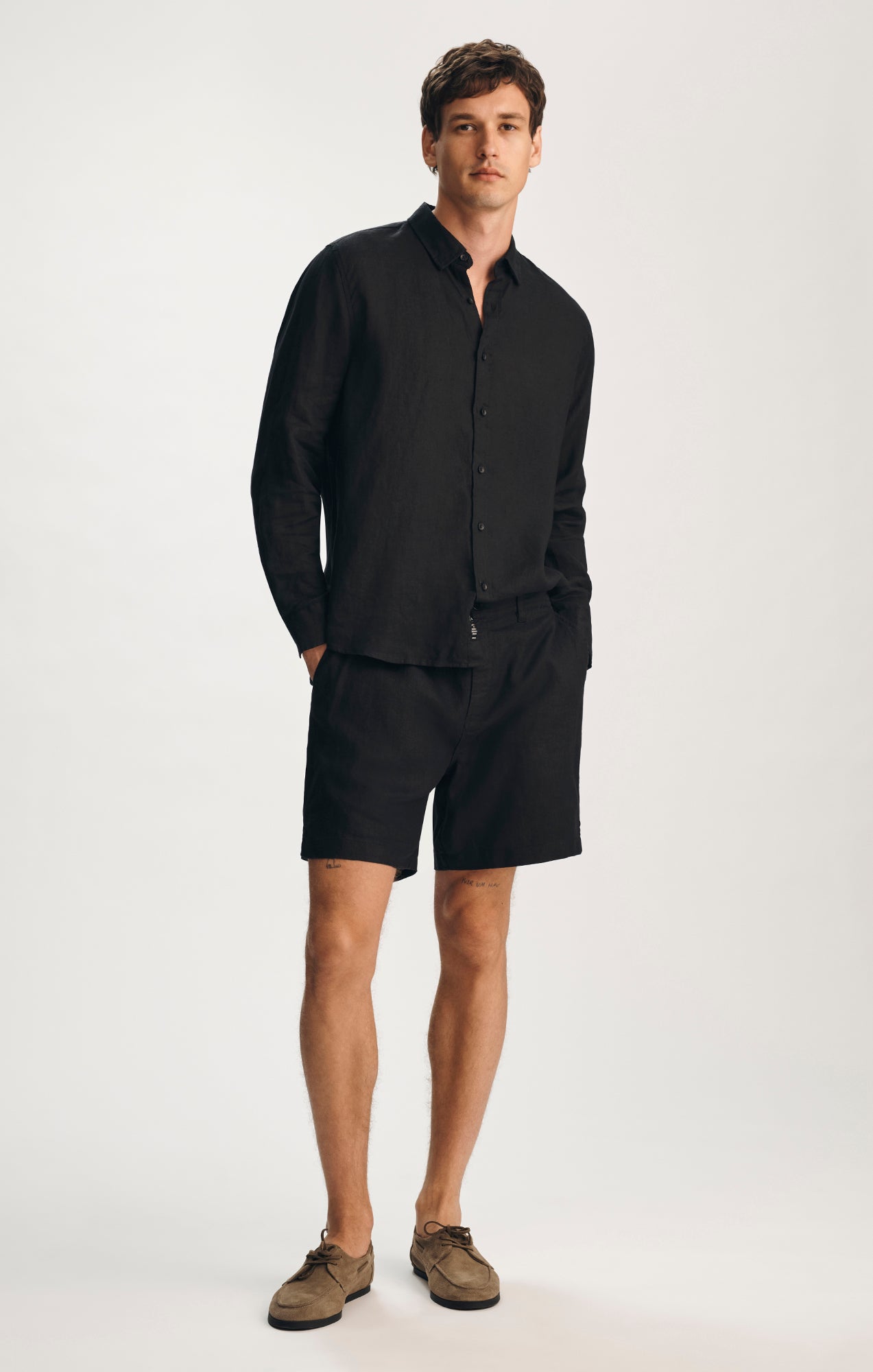 LINEN 7" INSEAM SHORTS IN BLACK - Mavi Jeans