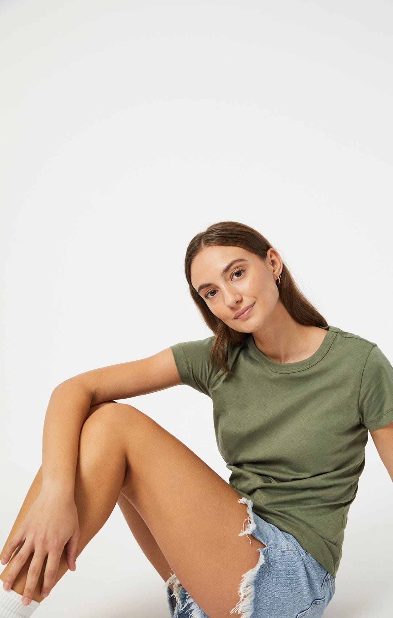 SLIM CREW NECK T-SHIRT IN DEEP LICHEN GREEN - Mavi Jeans