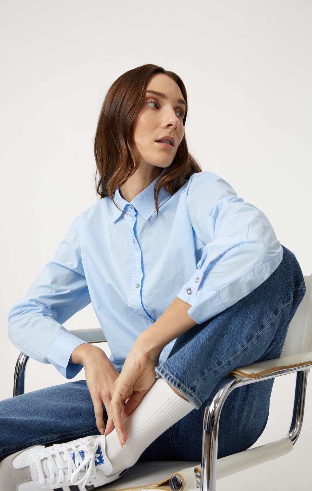 CROPPED BUTTON-UP SHIRT IN KENTUCKY BLUE - Mavi Jeans