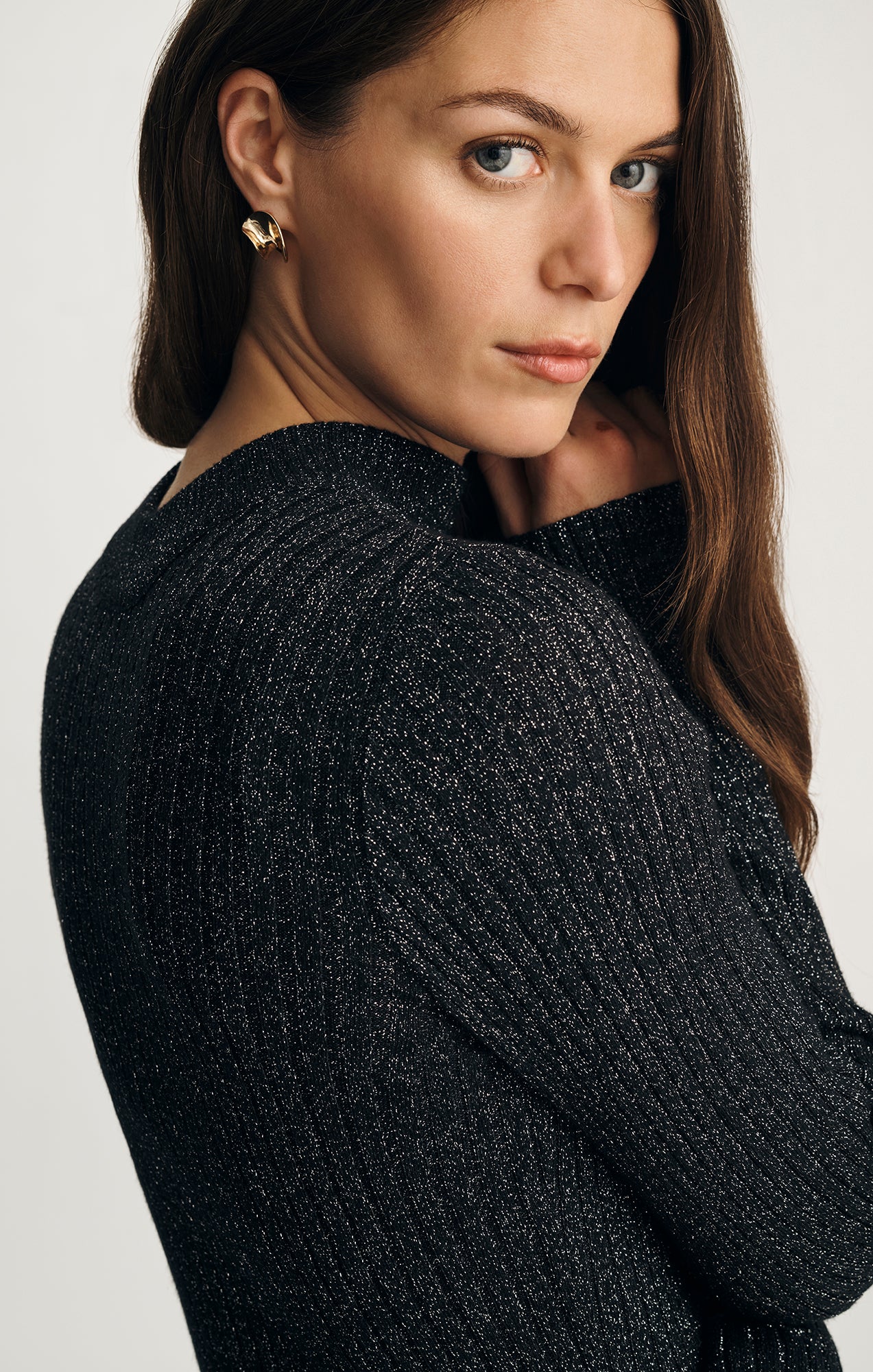 MOCK NECK SWEATER DRESS IN BLACK