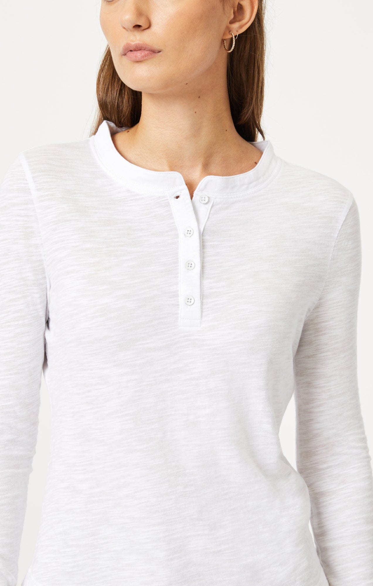 HENLEY T-SHIRT IN WHITE - Mavi Jeans