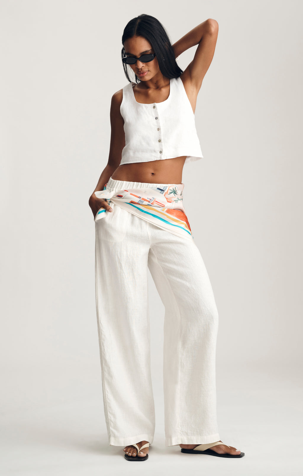 CROPPED BUTTON-UP TANK TOP IN WHITE - Mavi Jeans