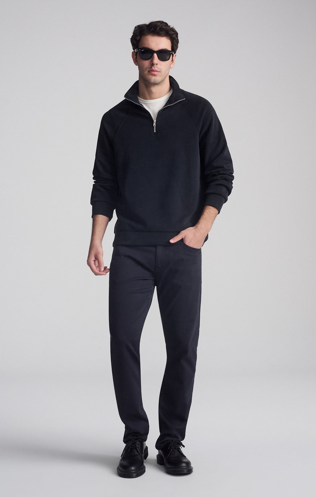 QUARTER ZIP SWEATSHIRT IN JET BLACK - Mavi Jeans