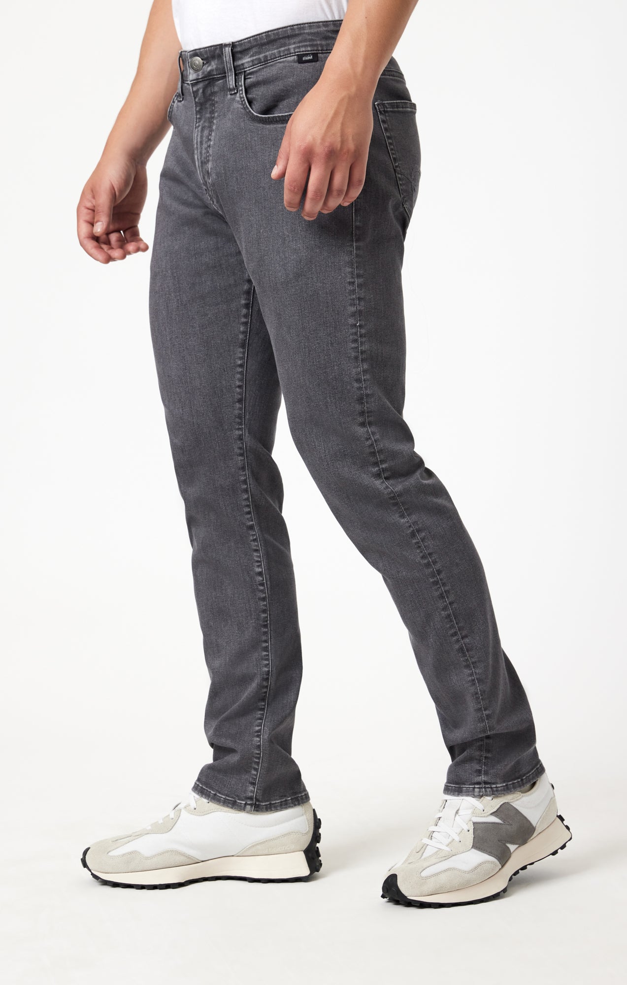 MARCUS SLIM STRAIGHT LEG IN LIGHT GREY SUPERMOVE - Mavi Jeans