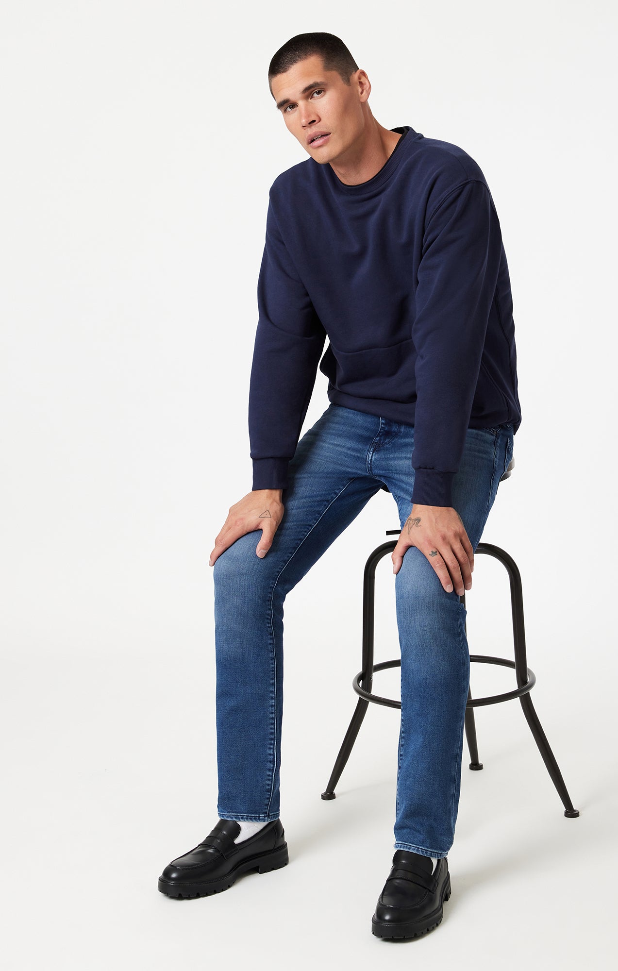 ZACH STRAIGHT LEG IN MID TONAL ATHLETIC - Mavi Jeans