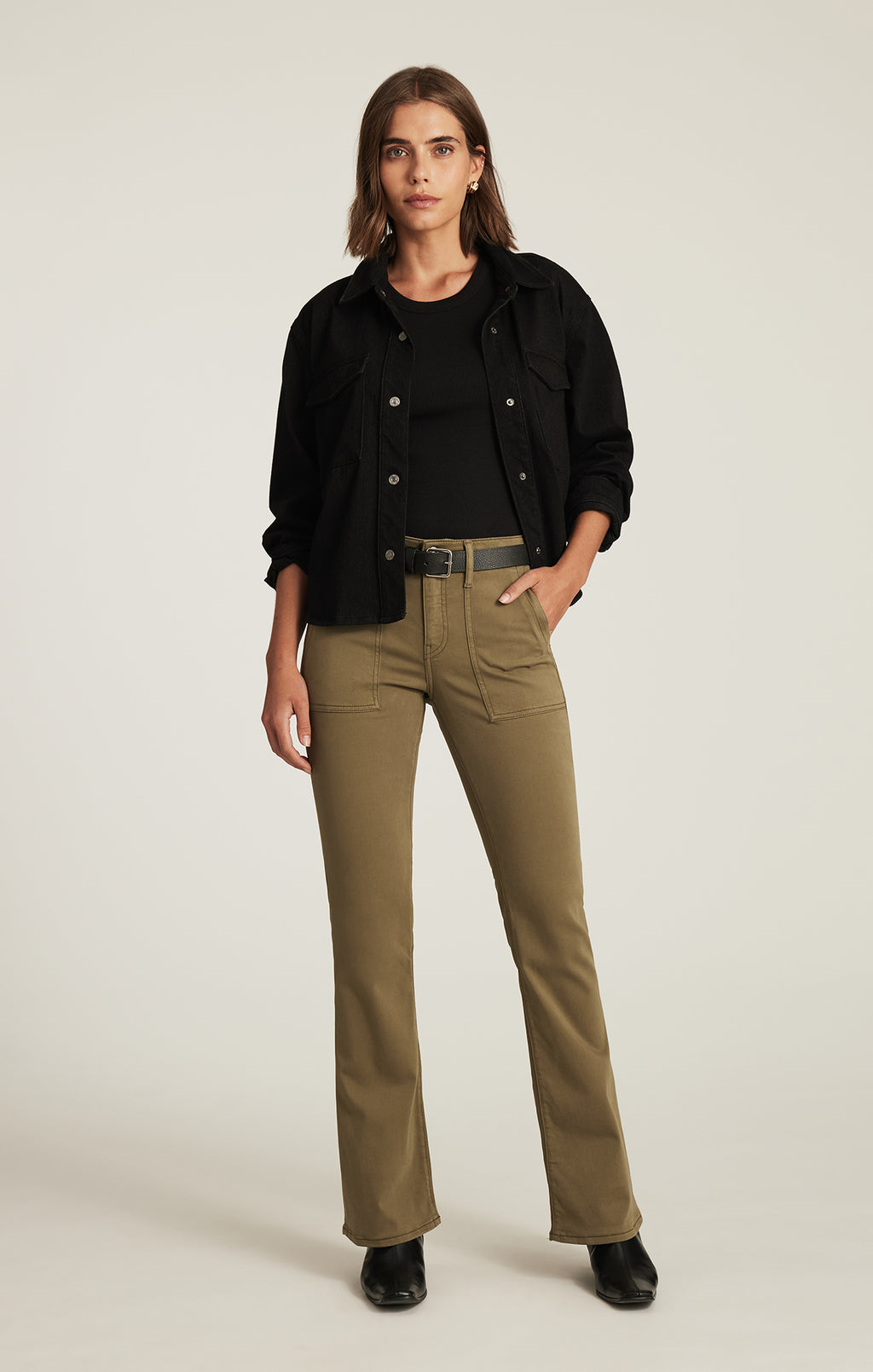 VICKY PATCH POCKET BOOTCUT IN DARK OLIVE SATEEN - Mavi Jeans