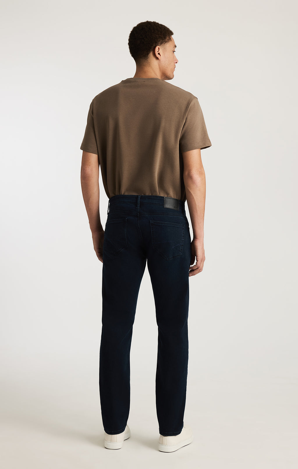 MARCUS SLIM STRAIGHT LEG IN INK BRUSHED SUPERMOVE