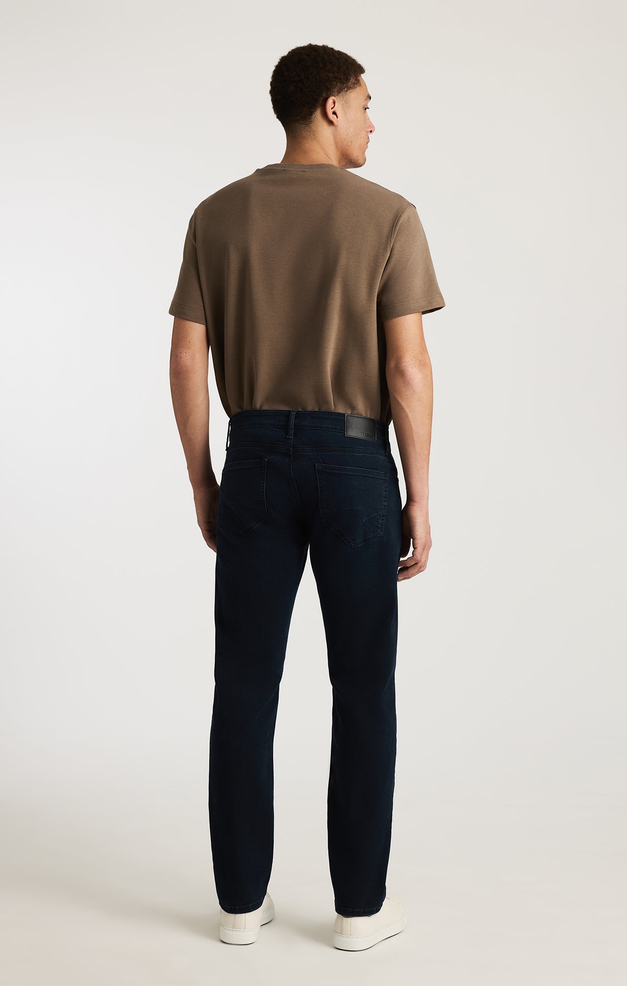 MARCUS SLIM STRAIGHT LEG IN INK BRUSHED SUPERMOVE