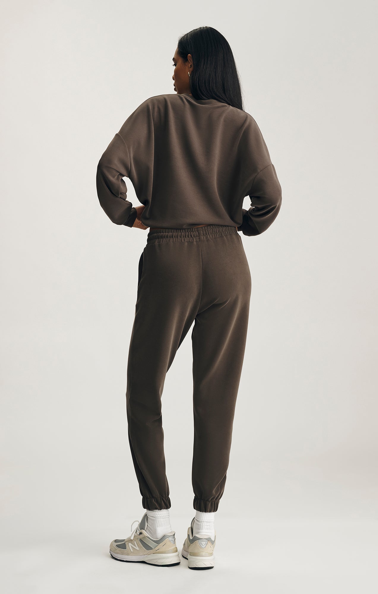 LUXE TOUCH TENCEL™ SWEATPANTS IN DELICIOSO