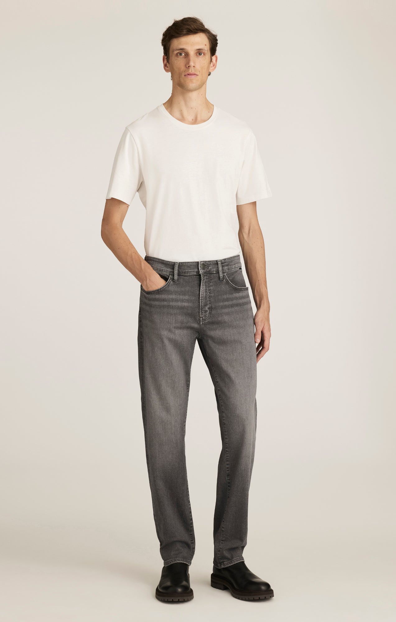 Mavi Men's Zach Straight Leg In Mid Smoke Supermove – Mavi Jeans