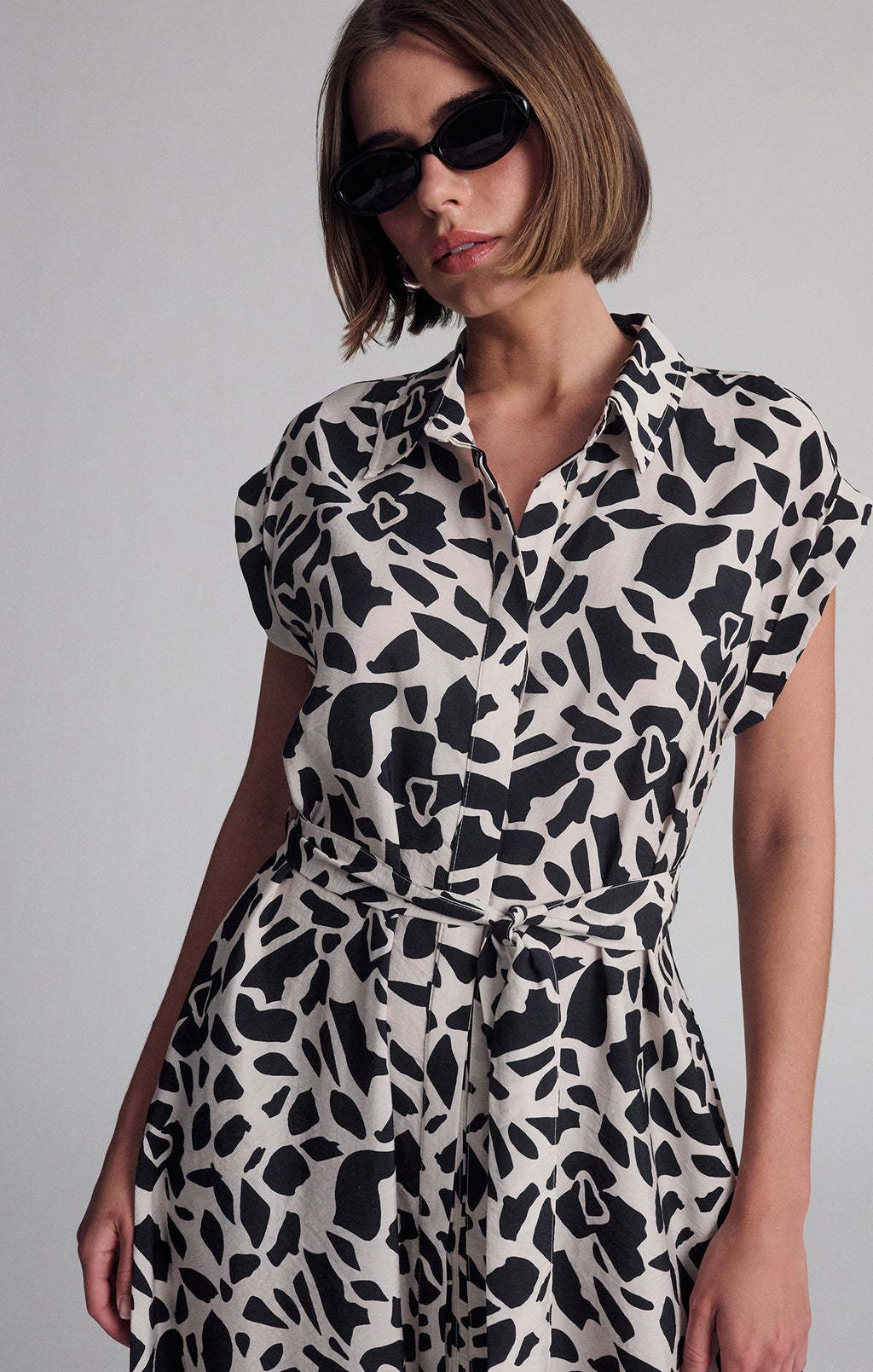 TIE-WAIST LONG SHIRTDRESS IN GEO PRINT - Mavi Jeans