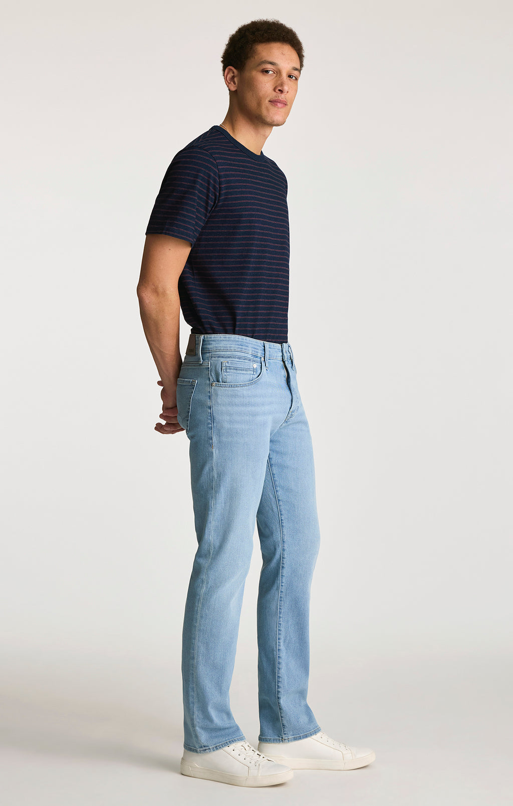 ZACH STRAIGHT LEG IN ICE BLUE WILLIAMSBURG