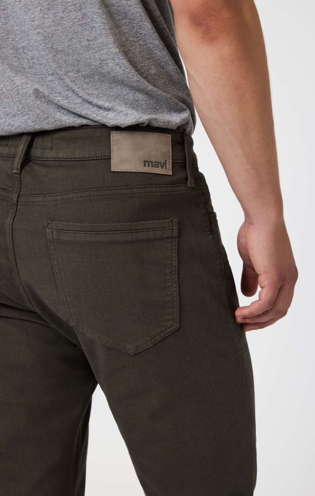 JAKE SLIM LEG IN MILITARY ATHLETIC - Mavi Jeans