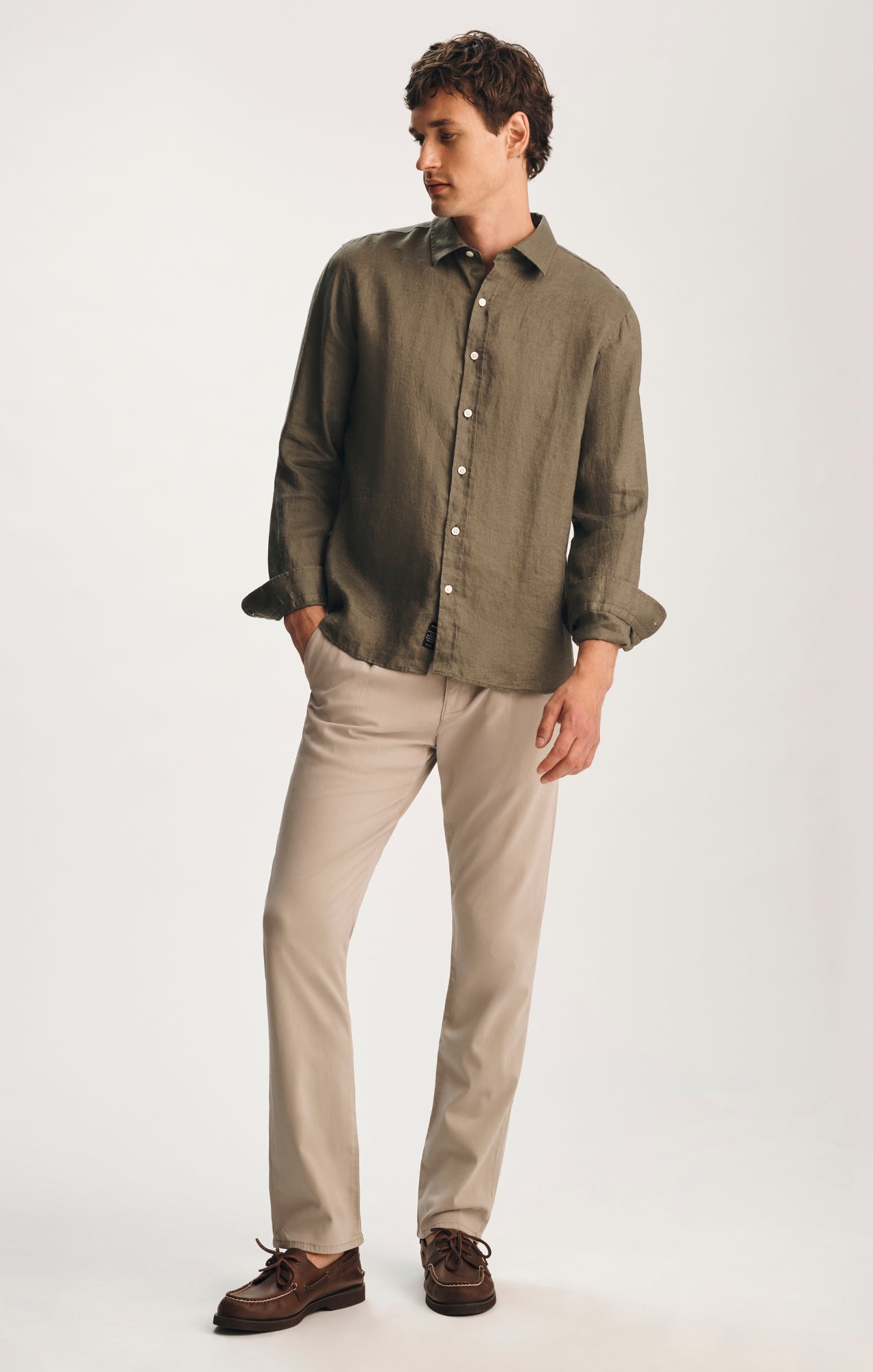 LINEN BUTTON-UP SHIRT IN DUSTY OLIVE