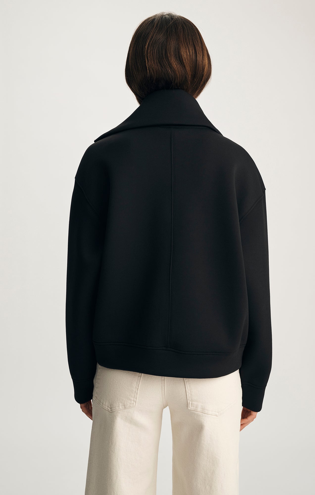 SPORTY LUXE ZIP-UP SWEATSHIRT IN BLACK