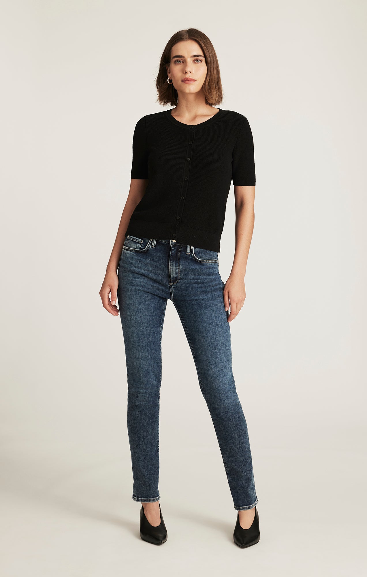 EDITION SHORT SLEEVE CARDIGAN IN BLACK