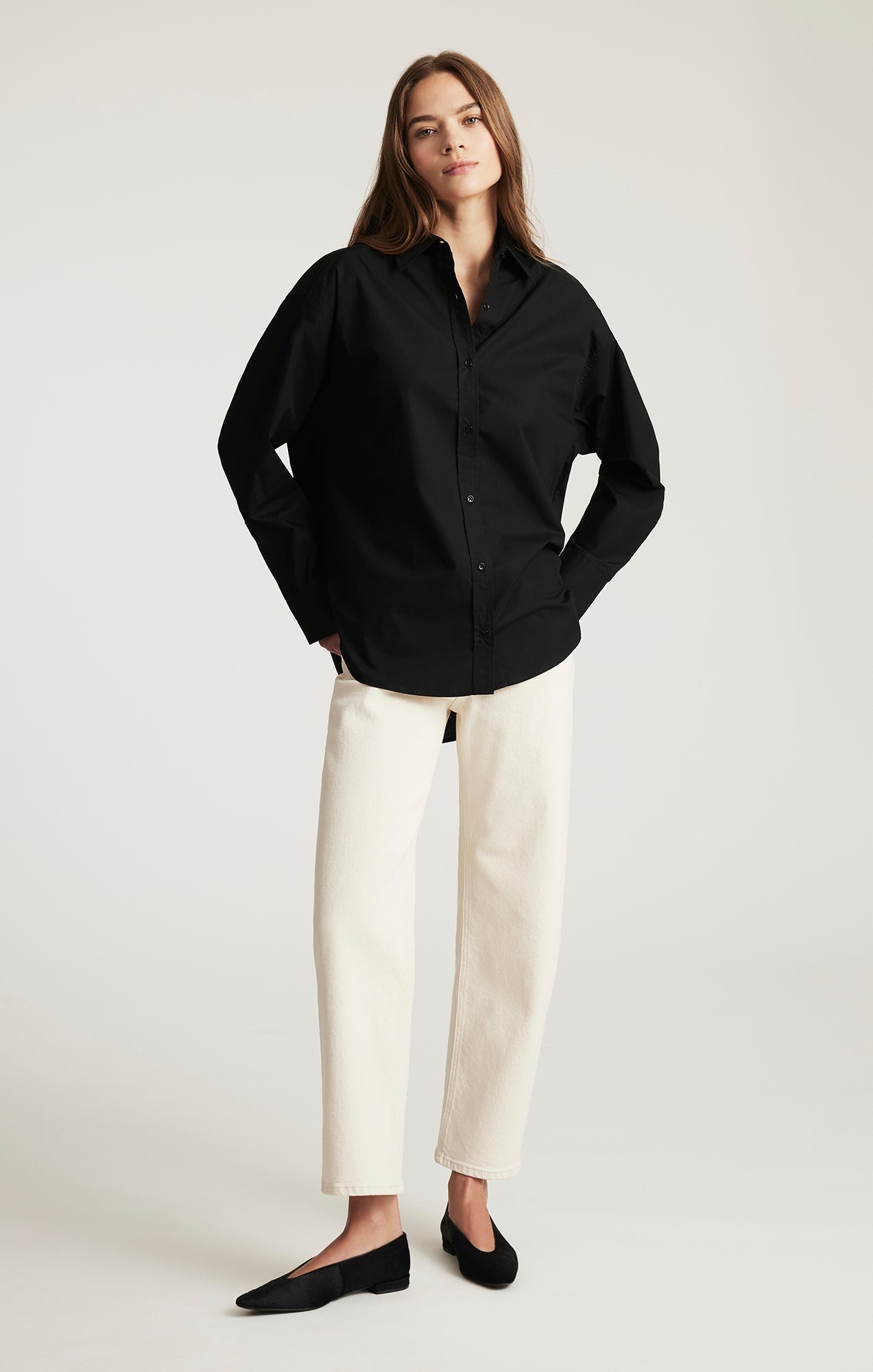 LONG SLEEVE BUTTON-UP SHIRT IN BLACK