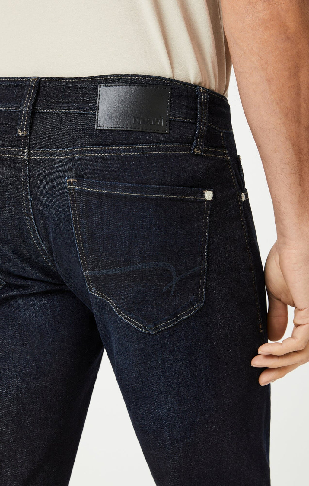MATT RELAXED STRAIGHT LEG IN RINSE BRUSHED FEATHER BLUE - Mavi Jeans