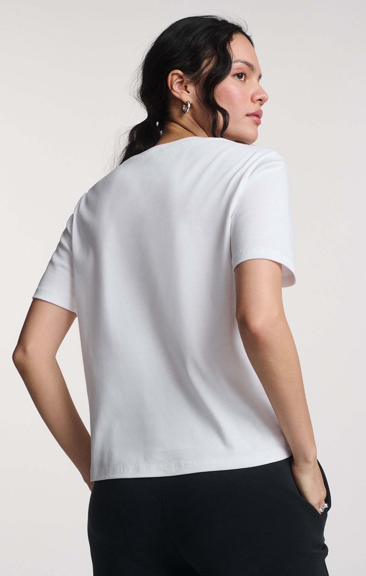 CASUAL SHORT SLEEVE CREW NECK T-SHIRT IN WHITE - Mavi Jeans