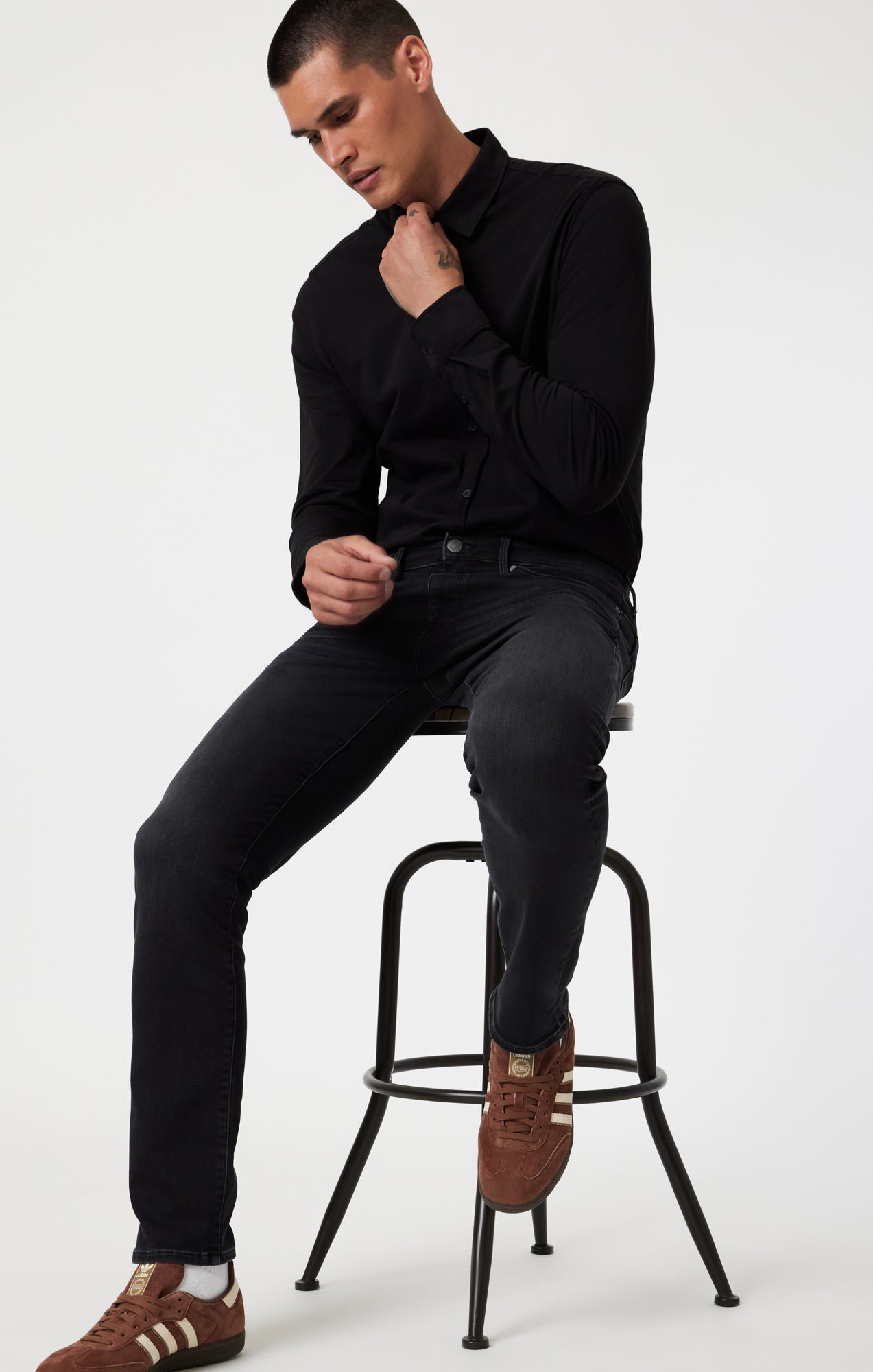 JAKE SLIM LEG IN DEEP SMOKE ATHLETIC - Mavi Jeans