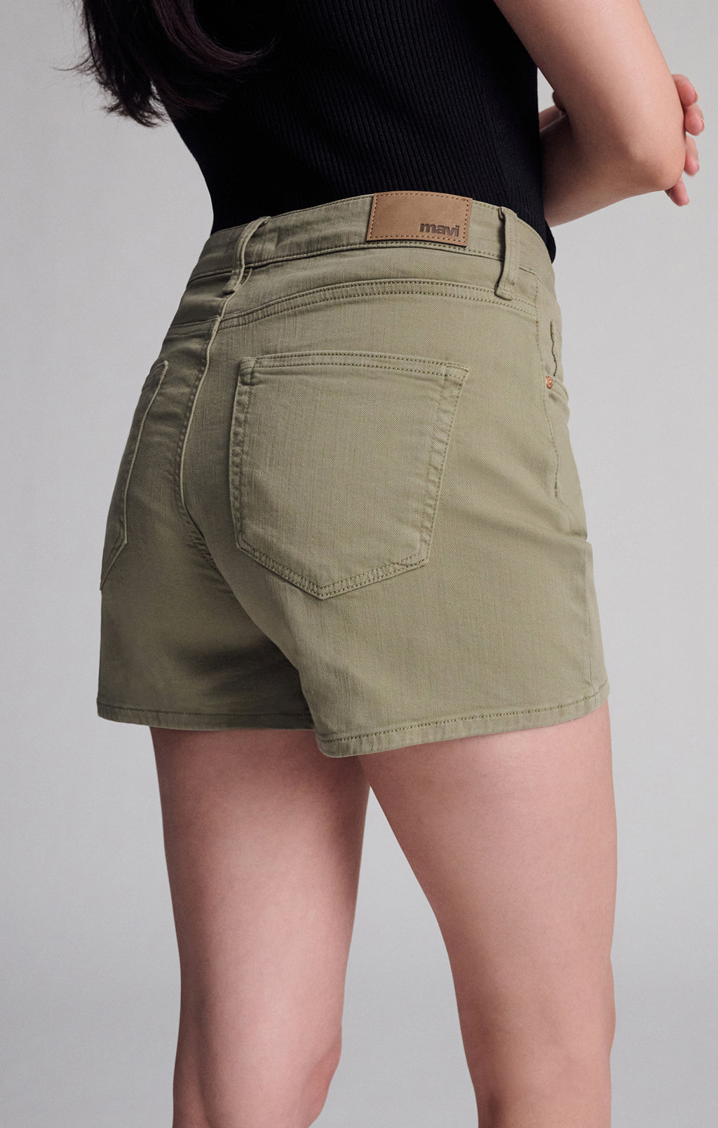 HEIDI STRAIGHT LEG SHORTS IN GREEN FLEX BLUE - Mavi Jeans