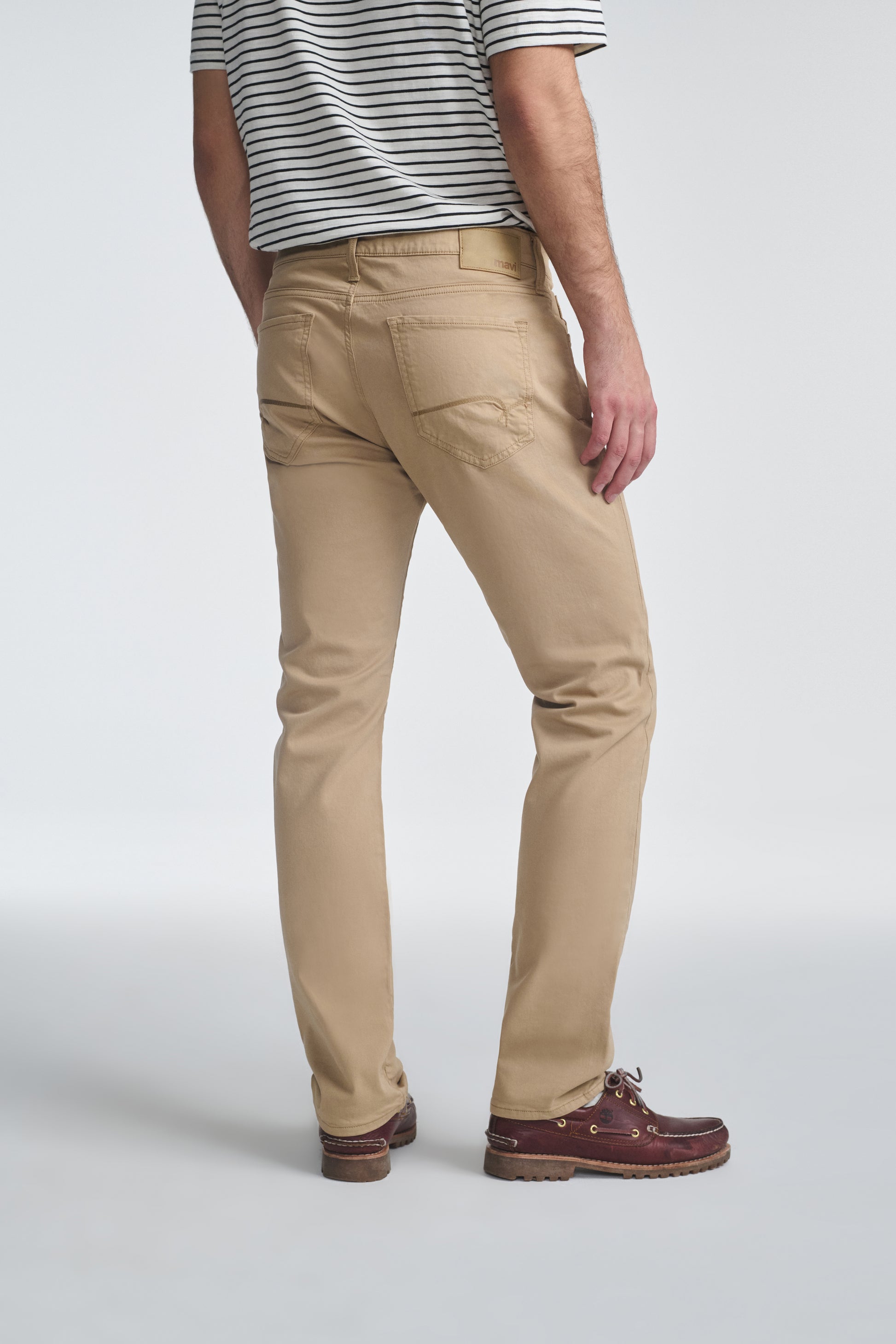 JAKE SLIM LEG IN CASHEW TWILL - Mavi Jeans