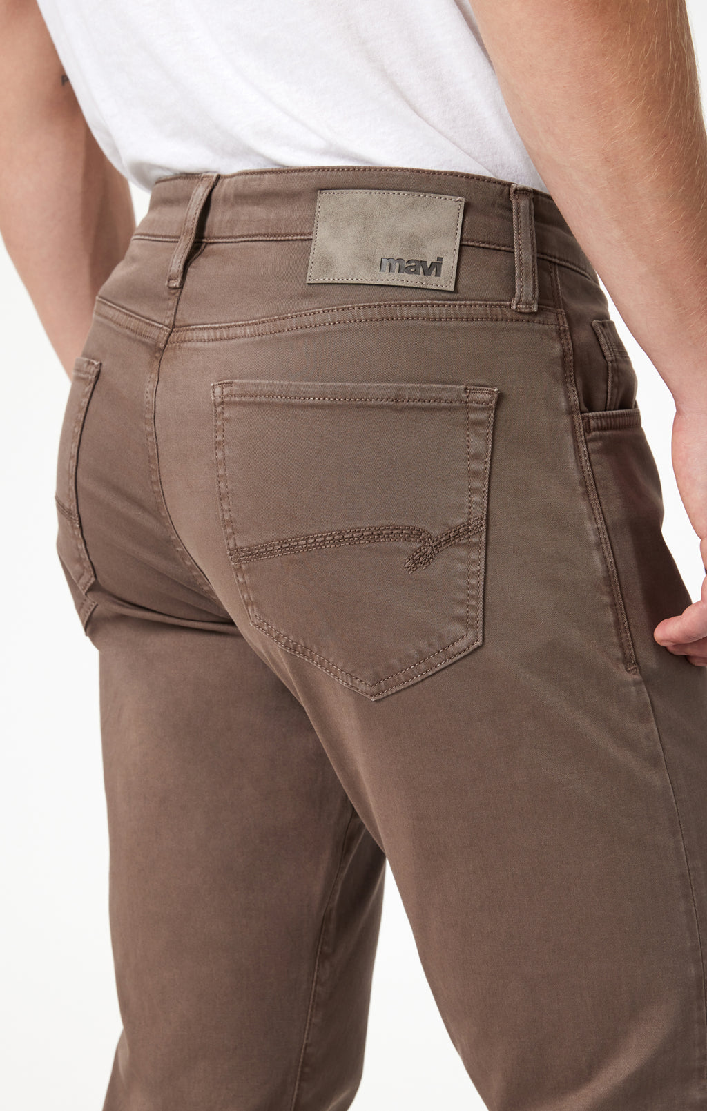 MATT RELAXED STRAIGHT LEG IN BROWN CASUAL TWILL - Mavi Jeans