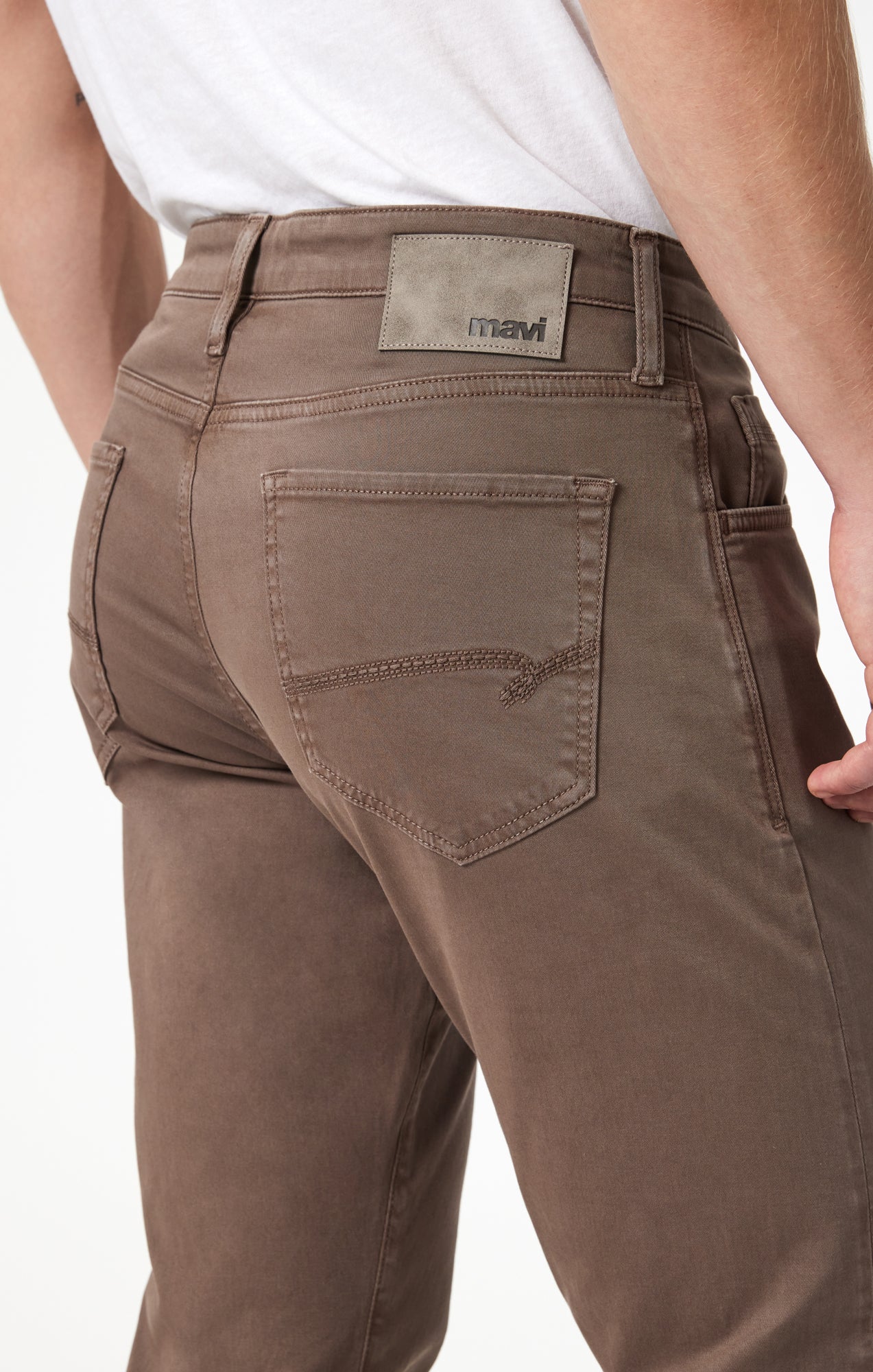 MATT RELAXED STRAIGHT LEG IN BROWN CASUAL TWILL - Mavi Jeans
