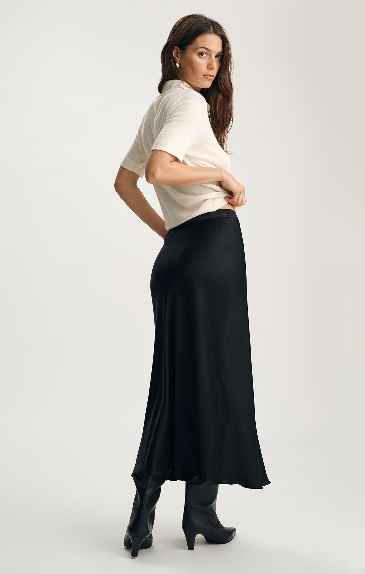 Mavi Women's Satin Midi Skirt In Black – Mavi Jeans