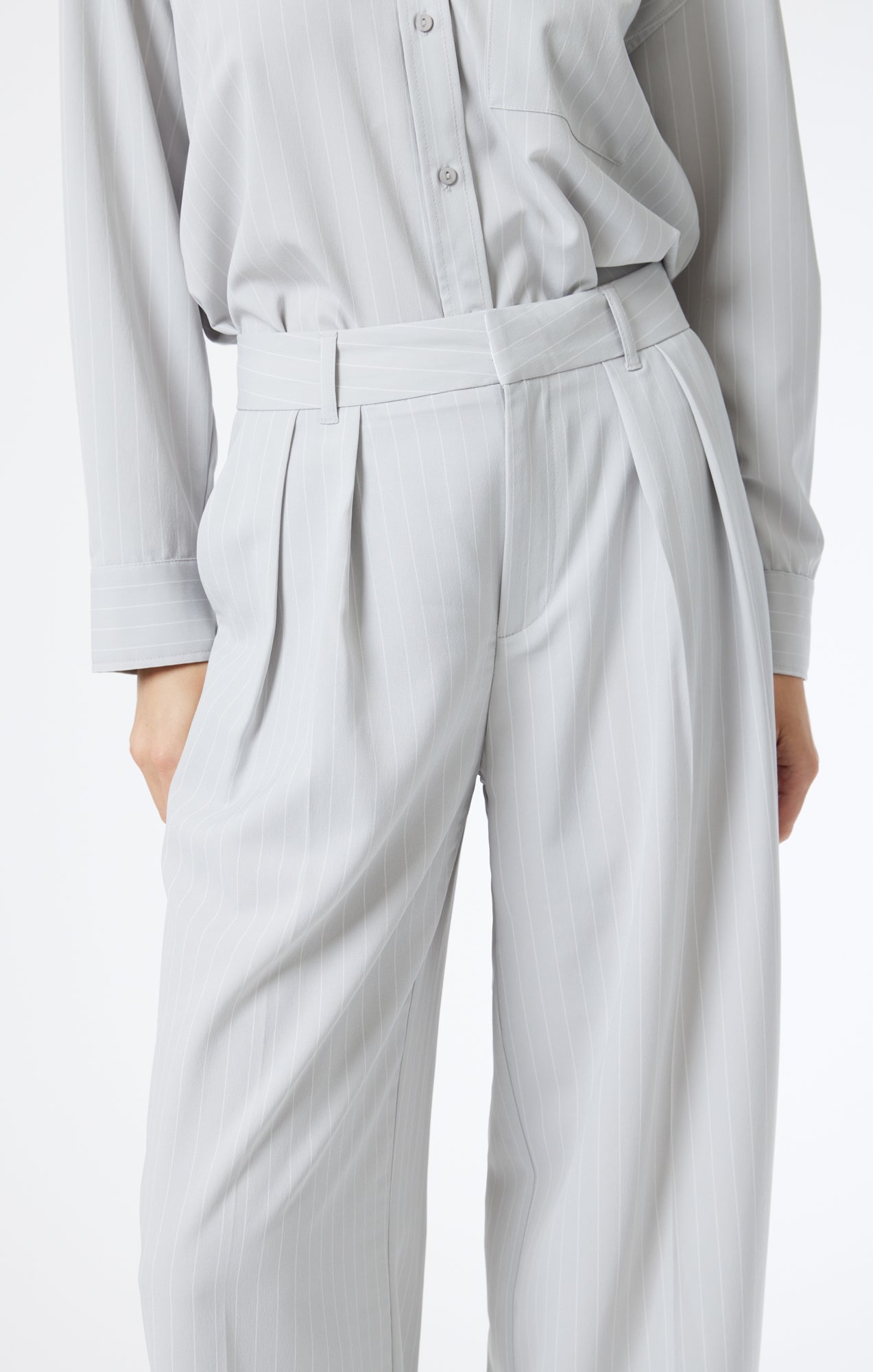 PLEATED WIDE LEG PANTS IN PIN STRIPE - Mavi Jeans