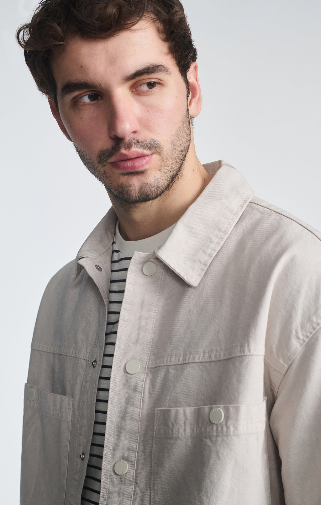 DOUBLE POCKET OVERSHIRT IN PELICAN - Mavi Jeans