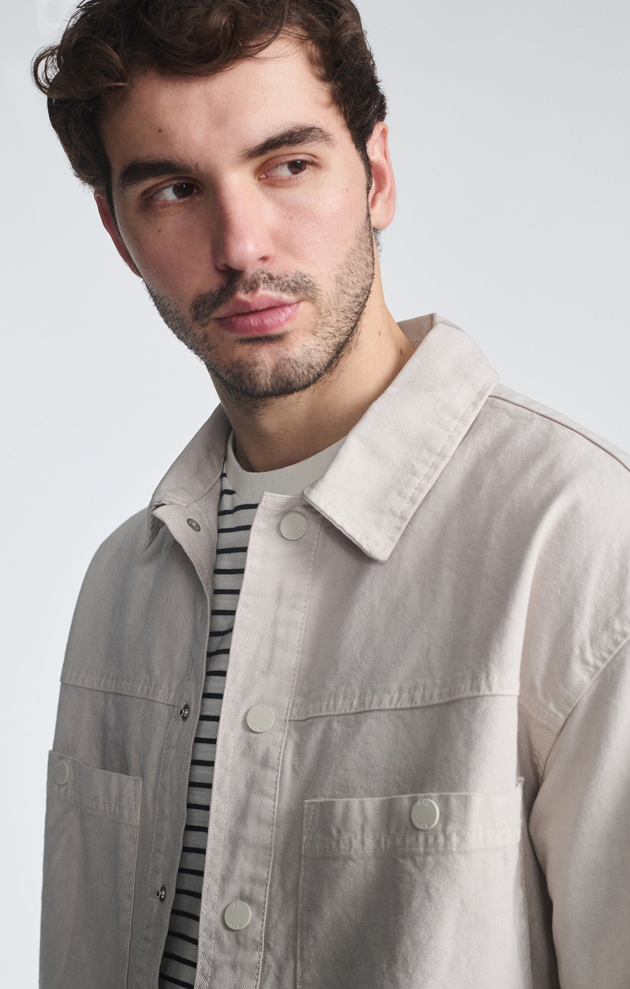DOUBLE POCKET OVERSHIRT IN PELICAN - Mavi Jeans