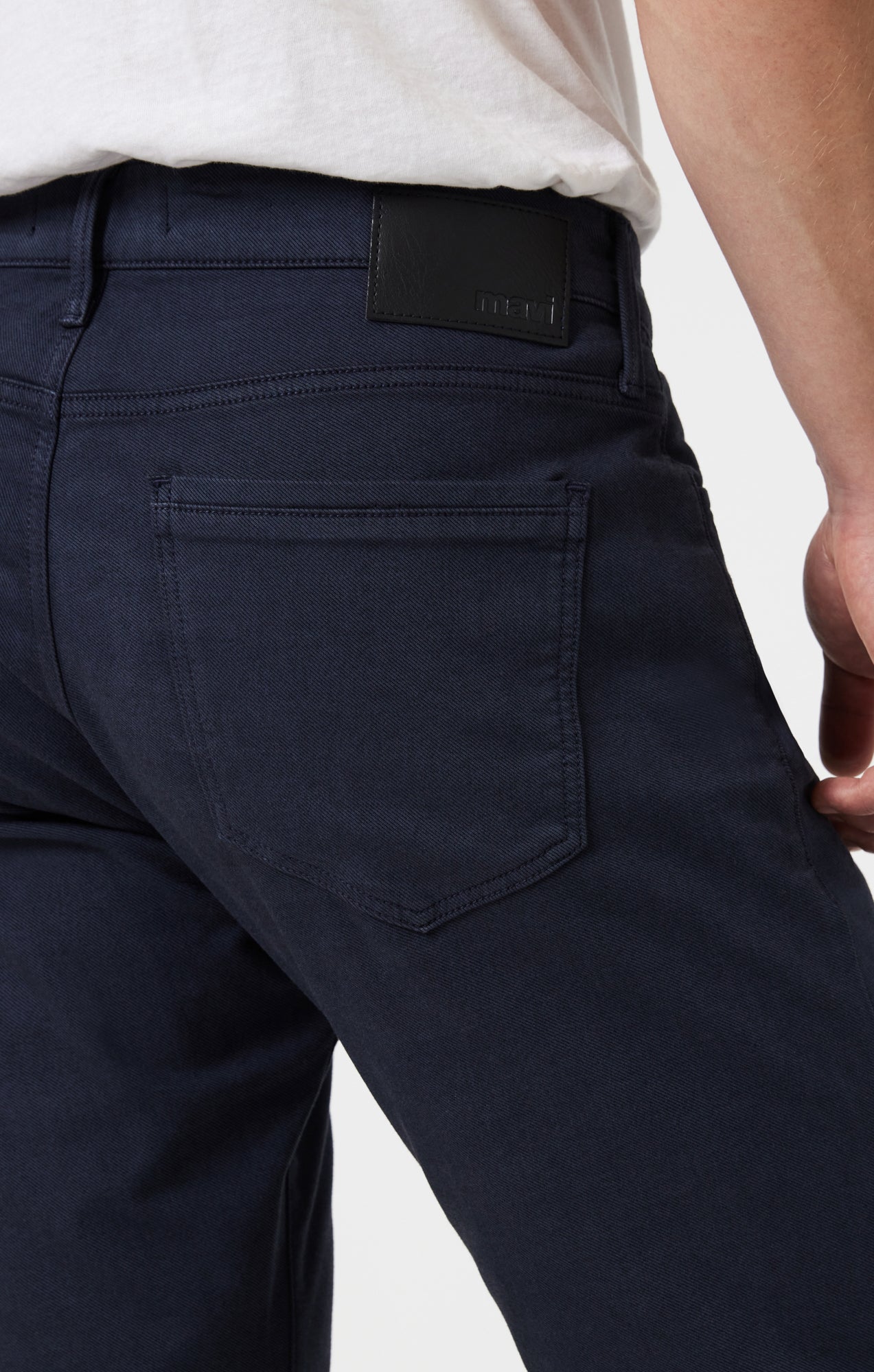 JAKE SLIM LEG IN NAVY ATHLETIC - Mavi Jeans