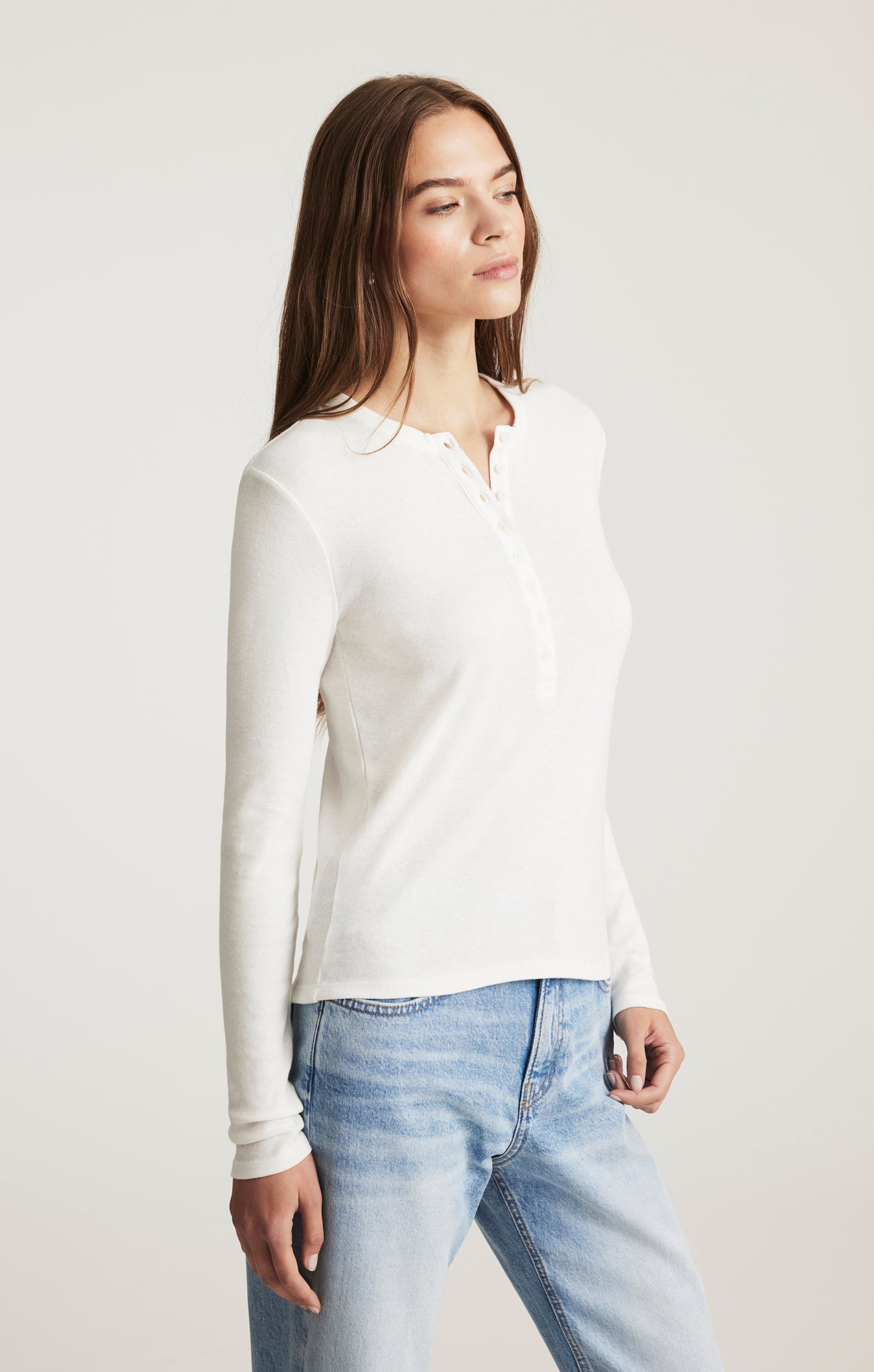 HENLEY LONG SLEEVE T-SHIRT IN ANTIQUE WHITE