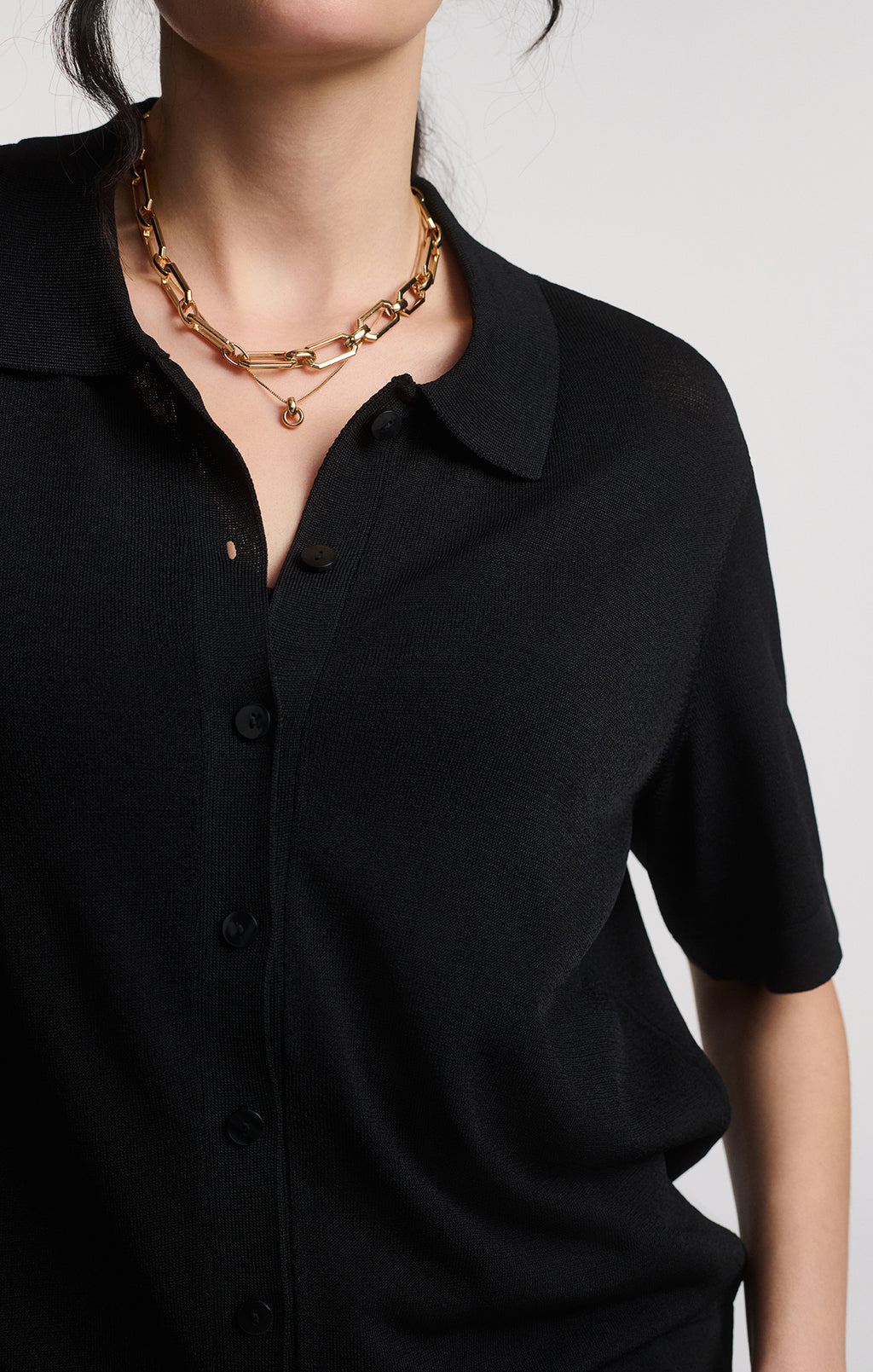 SHORT SLEEVE POLO CARDIGAN IN BLACK - Mavi Jeans