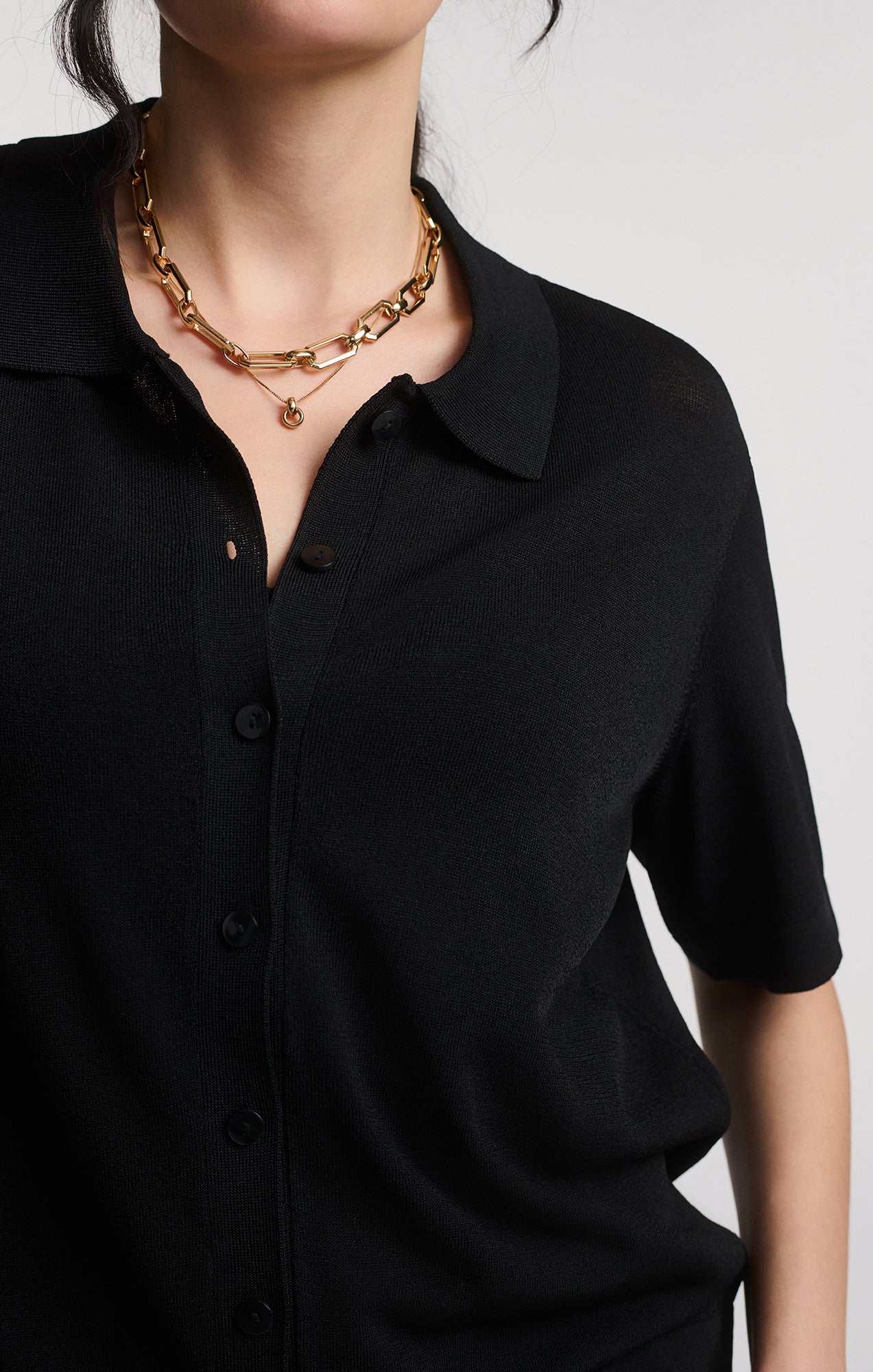 SHORT SLEEVE POLO CARDIGAN IN BLACK - Mavi Jeans