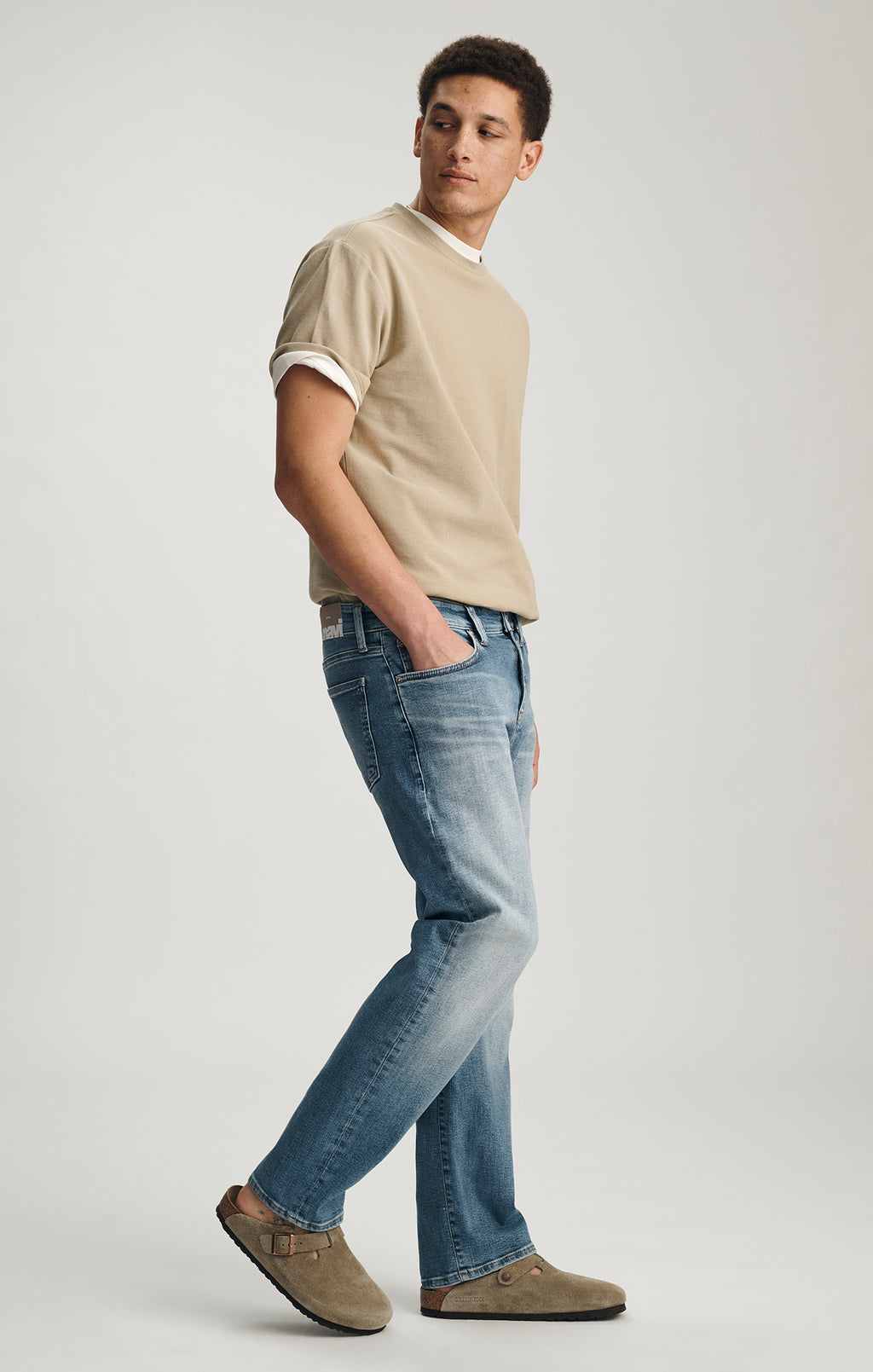 MATT RELAXED STRAIGHT LEG IN LIGHT USED BRUSHED CLASSIC VINTAGE - Mavi Jeans