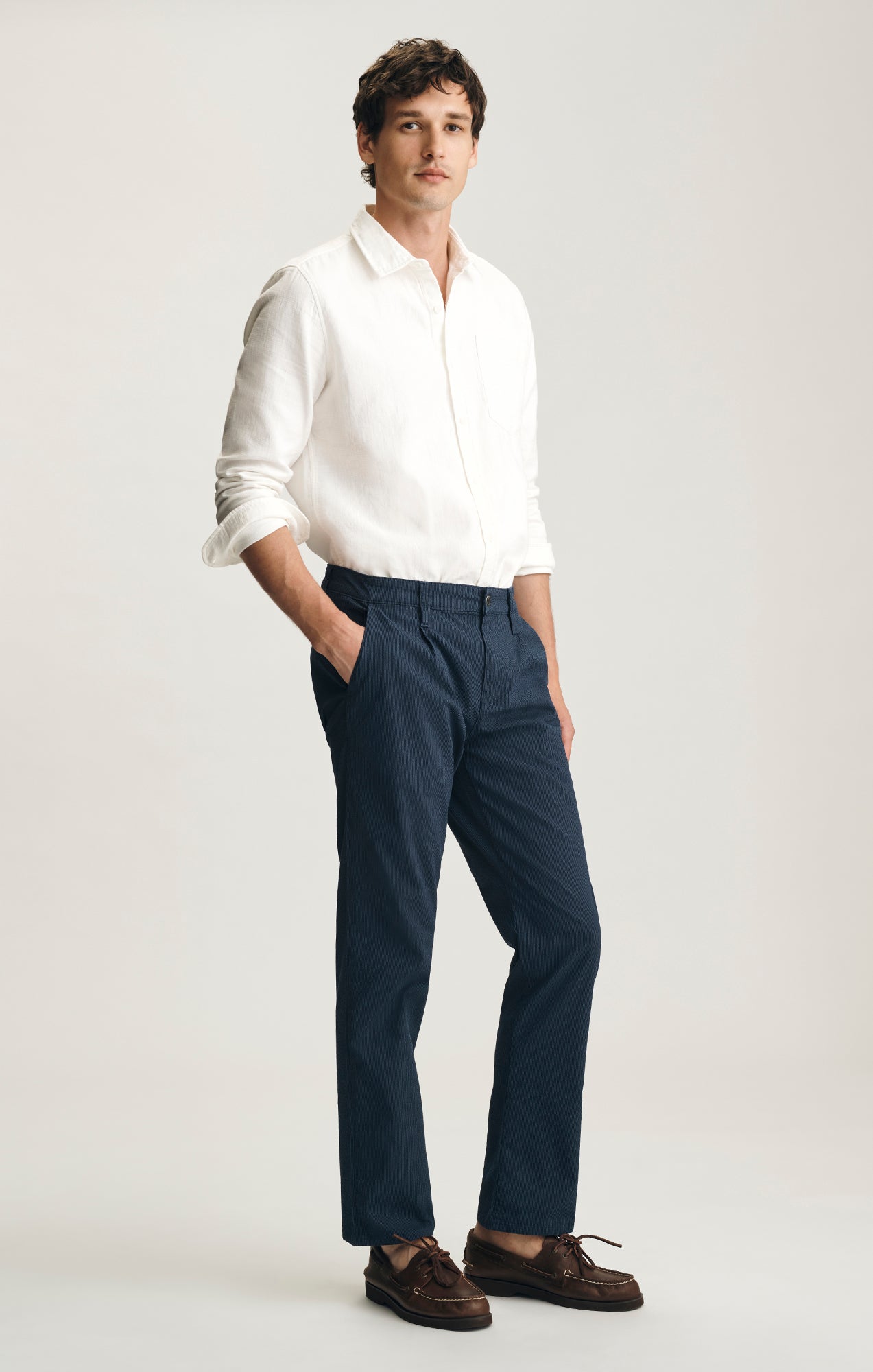 WILL PLEATED STRAIGHT CHINO IN NAVY STRIPE SEERSUCKER - Mavi Jeans