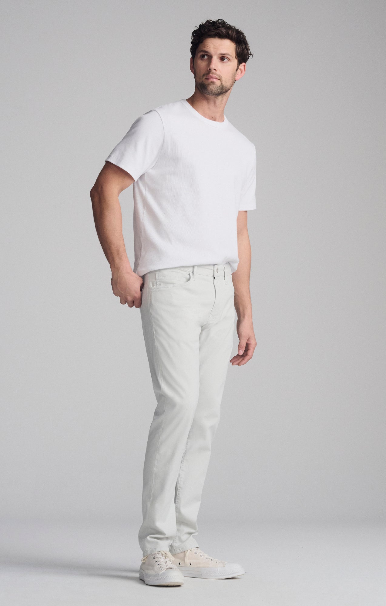 MARCUS SLIM STRAIGHT LEG IN BONE CITY - Mavi Jeans