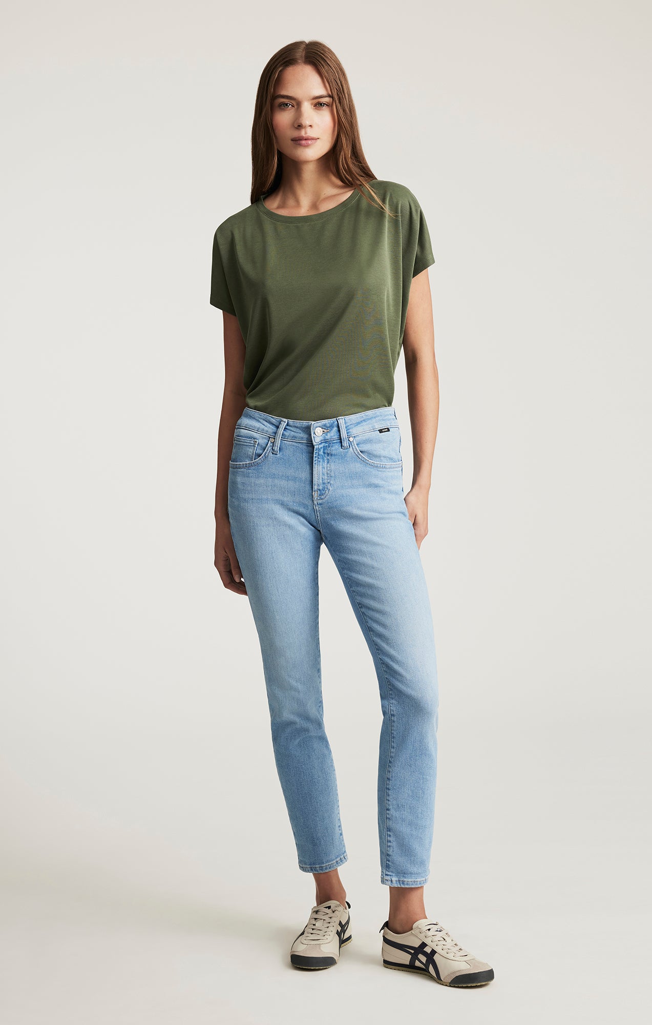 EMMA SLIM BOYFRIEND IN LIGHT BRUSHED FLEX BLUE - Mavi Jeans