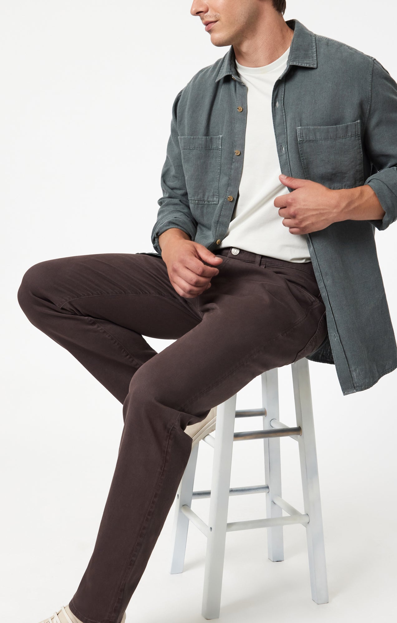 ZACH STRAIGHT LEG IN COFFEE CASUAL TWILL - Mavi Jeans