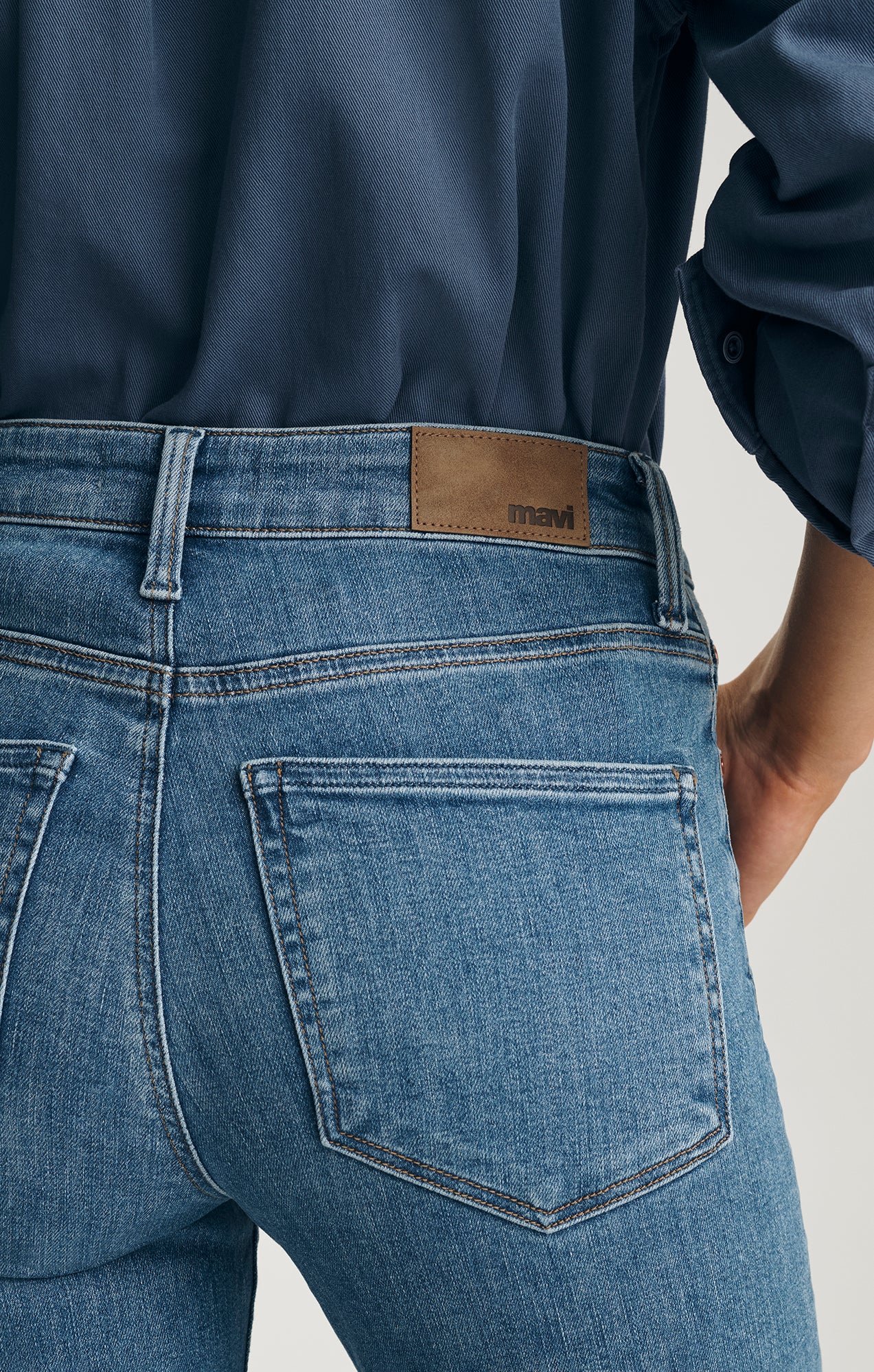 KENDRA STRAIGHT LEG IN MID BRUSHED FLEX BLUE - Mavi Jeans