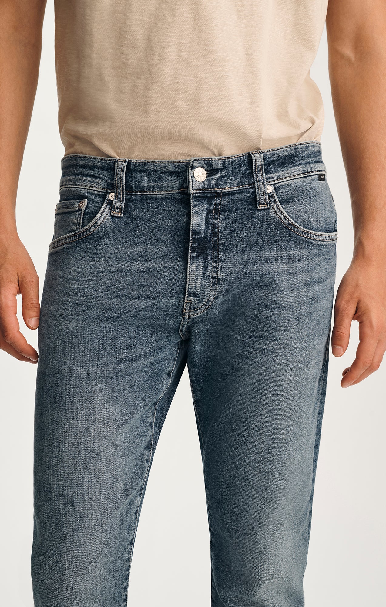 JAKE SLIM LEG JEANS IN DARK USED BRUSHED CLASSIC VINTAGE - Mavi Jeans