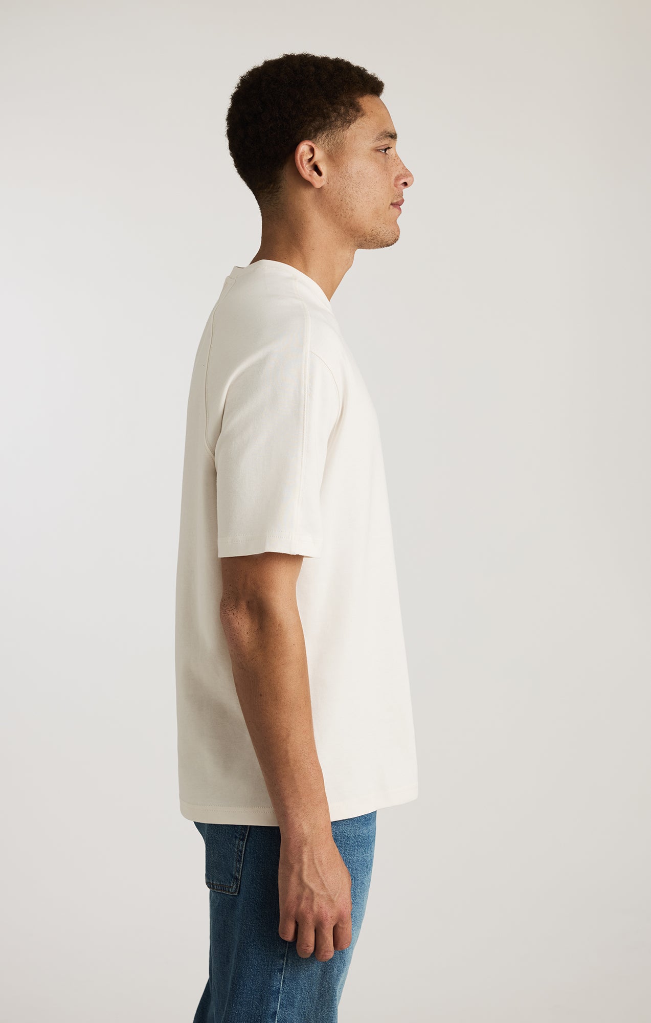 EDITION SHORT SLEEVE T-SHIRT IN ANTIQUE WHITE