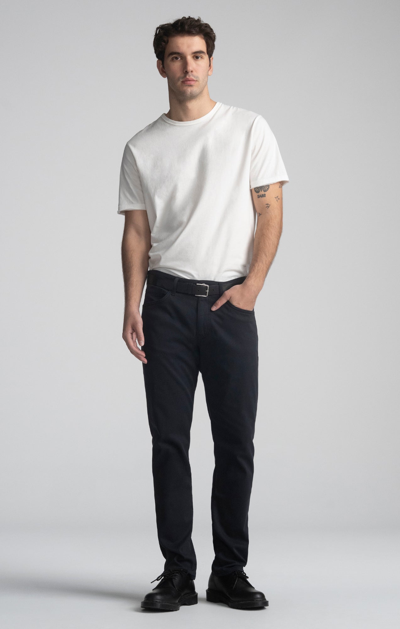 MARCUS SLIM STRAIGHT LEG IN DARK MIDNIGHT CITY - Mavi Jeans