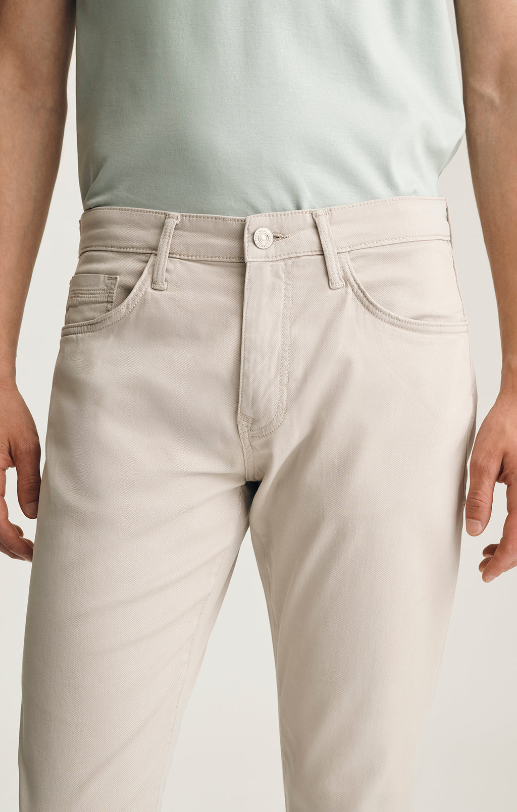 MARCUS SLIM STRAIGHT LEG IN PEBBLE CITY - Mavi Jeans