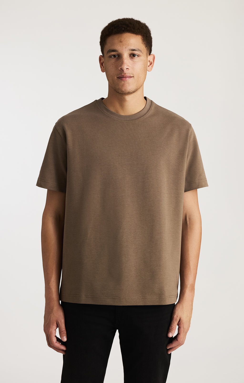 EDITION SHORT SLEEVE T-SHIRT IN SHITAKE