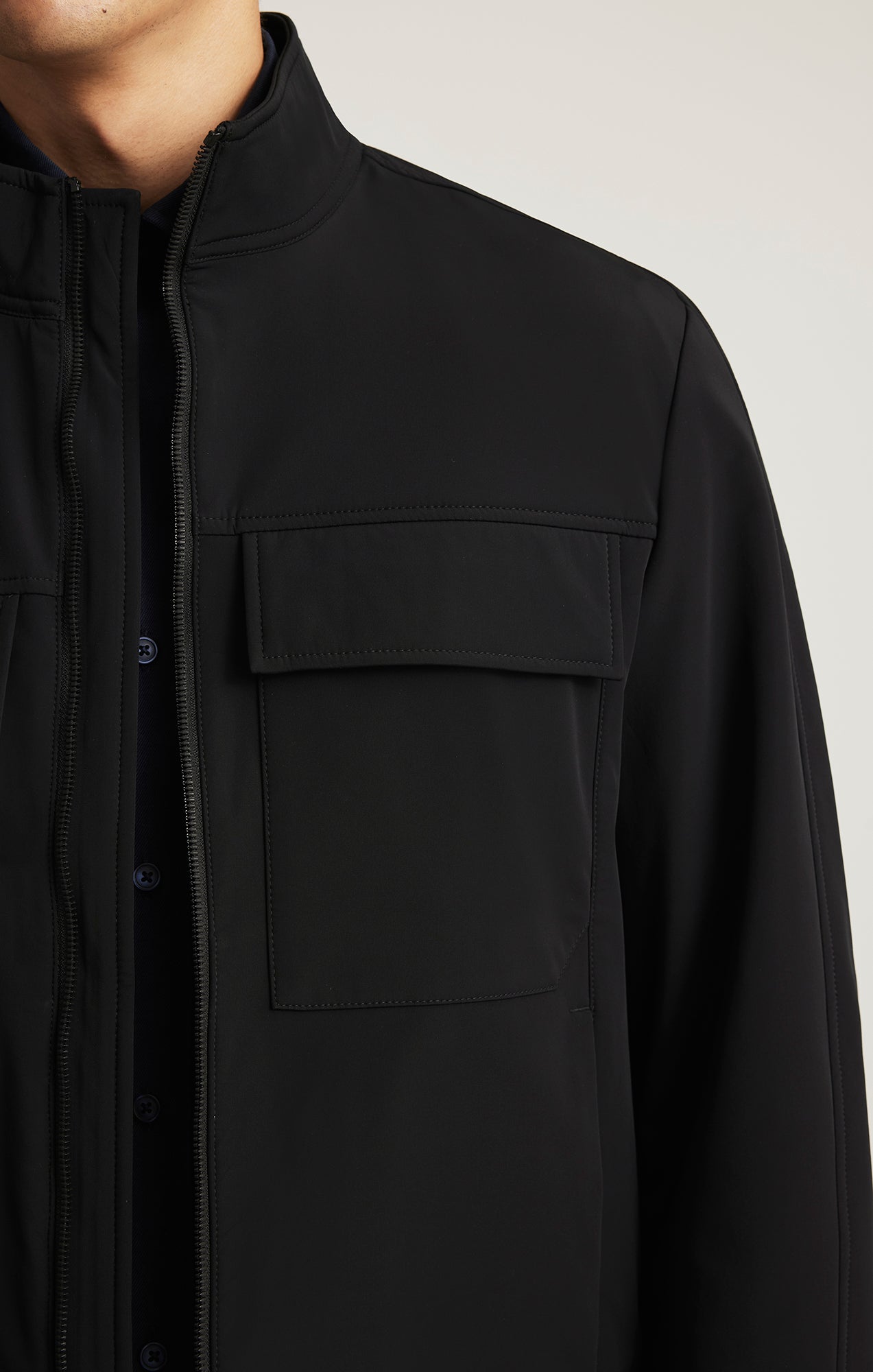 UTILITY JACKET IN JET BLACK - Mavi Jeans